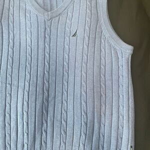 Men’s Nautica periwinkle vest.